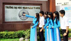 đại học ngân hàng tphcm